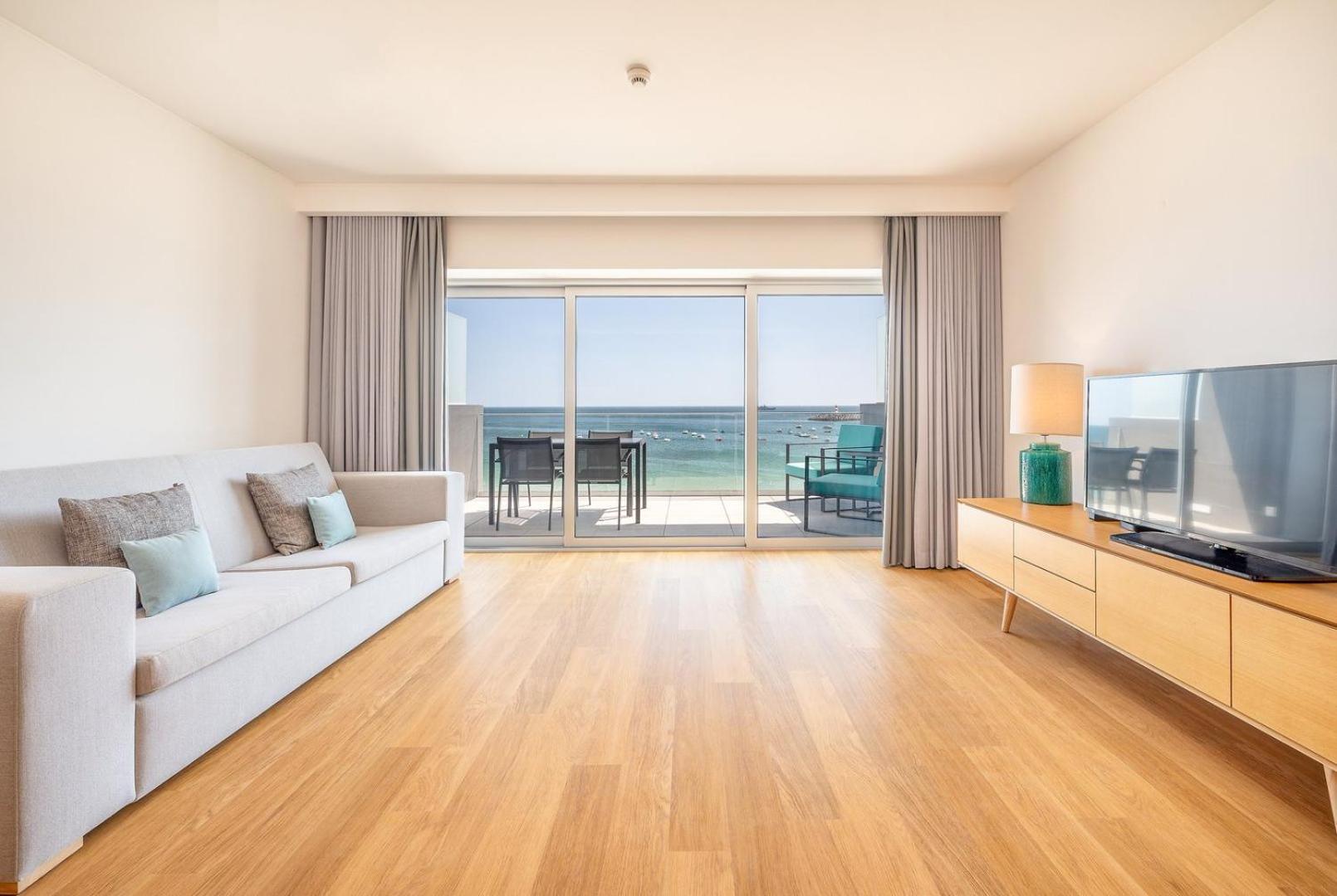 Guestready - Beachfront Naufrago'S Retreat 2 เซซิมบรา ภายนอก รูปภาพ